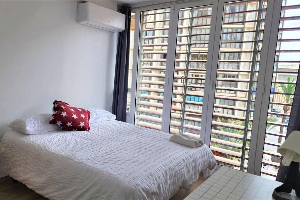 Apartamento En La Rambla Centro Alicante C Exterior photo